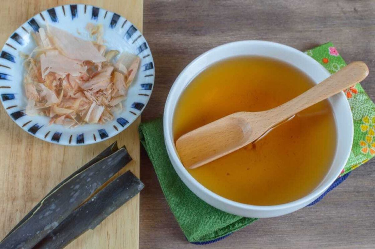 dashi-japanese-soup-stock-recipe