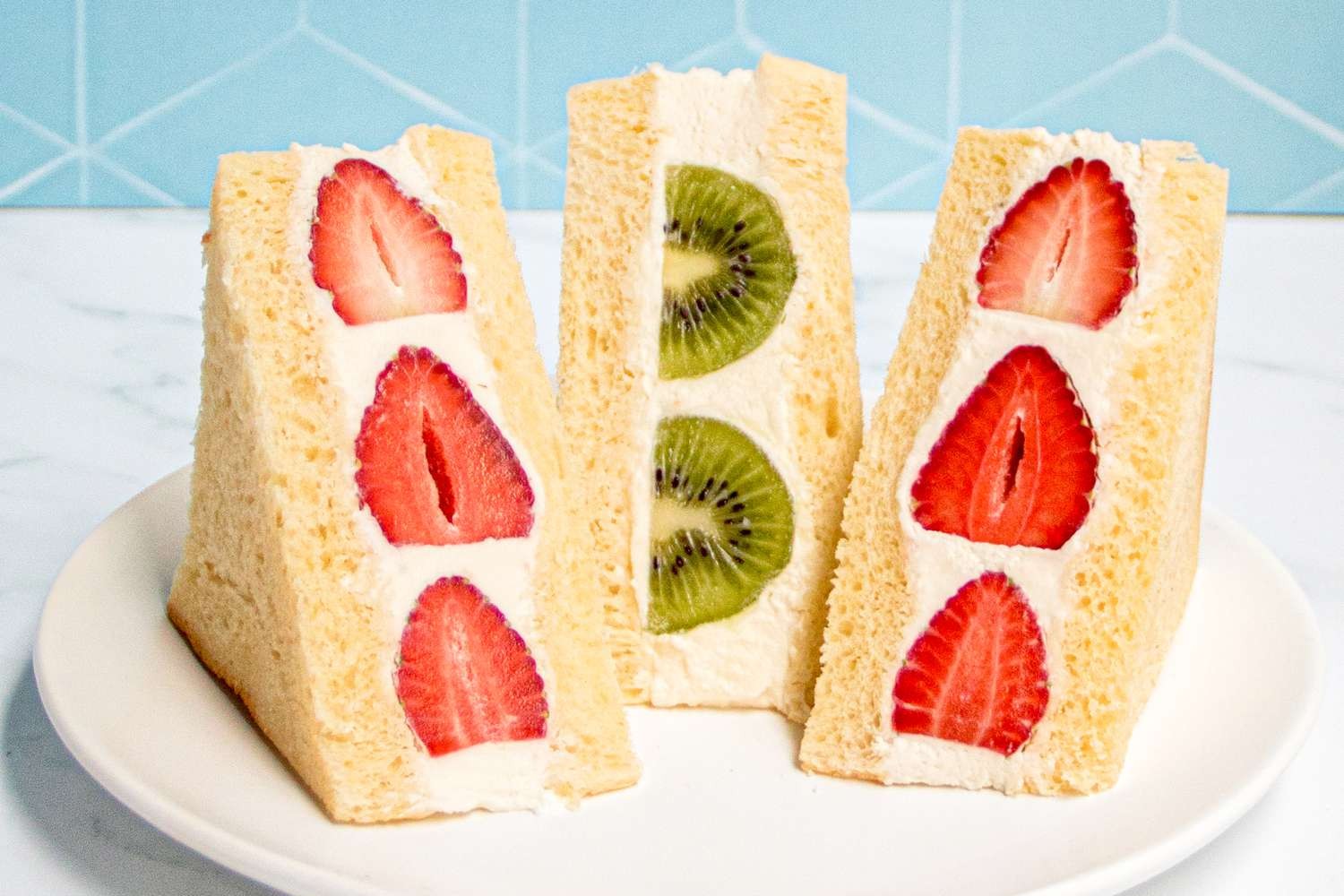 japanese-fruit-sandwich-fruit-sando-recipe
