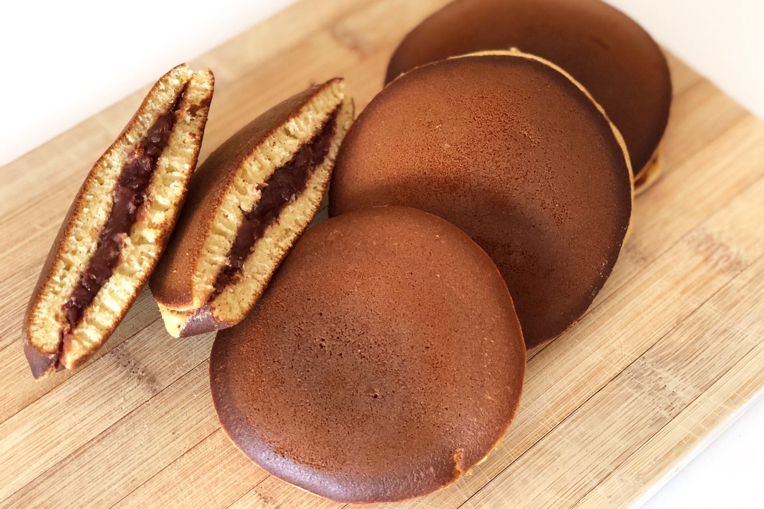 japanese-red-bean-pancake-dorayaki-recipe