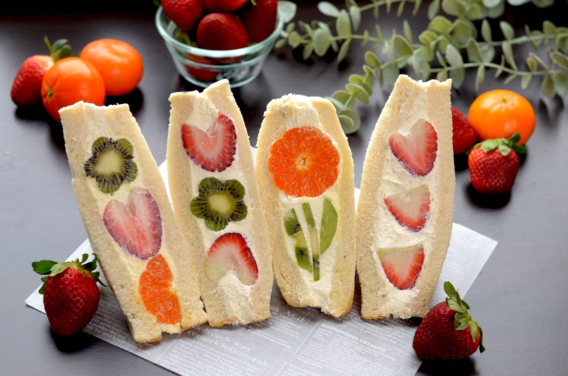 japanese-strawberry-sandwich-fruit-sando-recipe